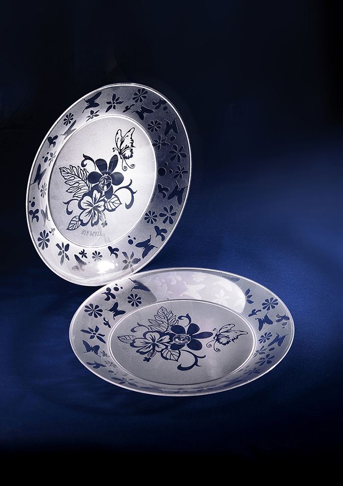 Blue-and-white porcelain plates